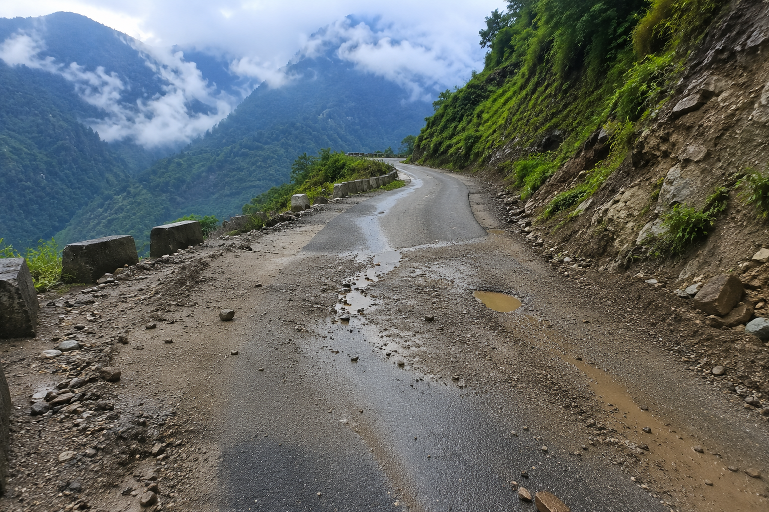 Monsoon hill road conditions Rudraprayag district Uttarakhand